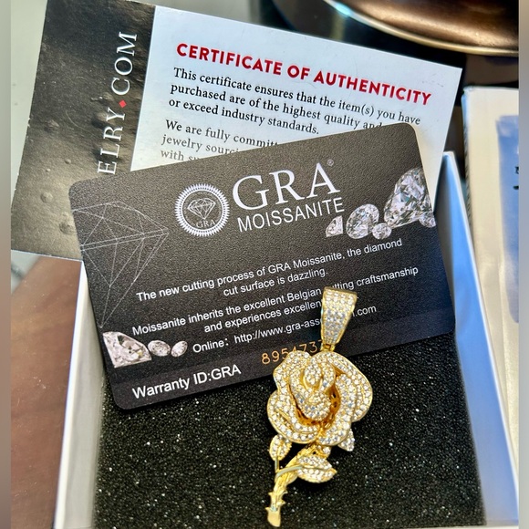 GRA CERTIFIED Moissanite Gold Rose Pendant